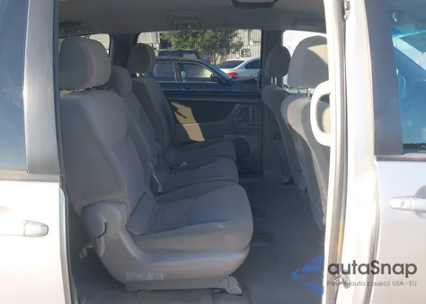 2004 Toyota Sienna Le from USA, damaged, VIN 5TDZA23C54S057187